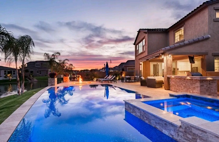 روش های از بین بردن کف روی آب استخر و جکوزی